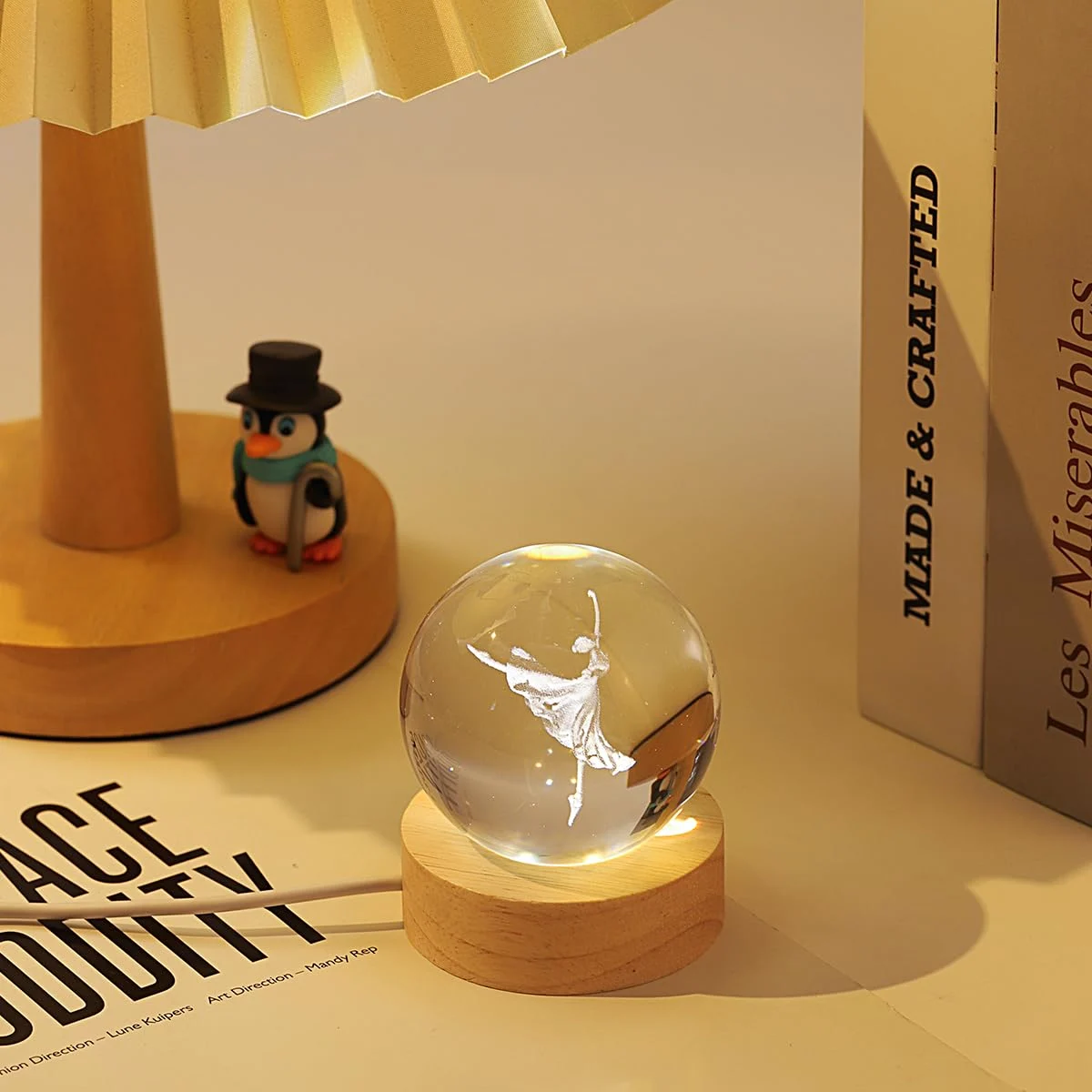 3D Crystal Ball Night Light LED Wooden Base - Dancer 3D Crystal Ball Night Light LED Wooden Base - Dancer